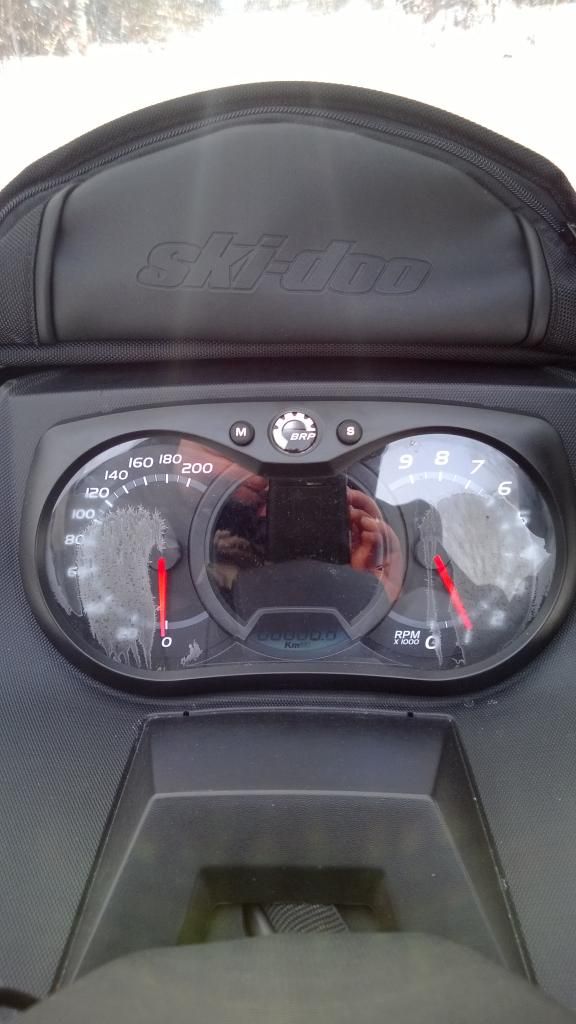 Gauge cluster goes black when sled is on? SkiDoo Snowmobiles Forum